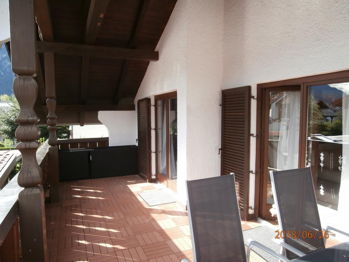 Ferienwohnung Anna Garmisch-Partenkirchen Bagian luar foto