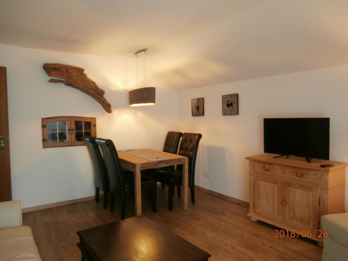 Ferienwohnung Anna Garmisch-Partenkirchen Bagian luar foto