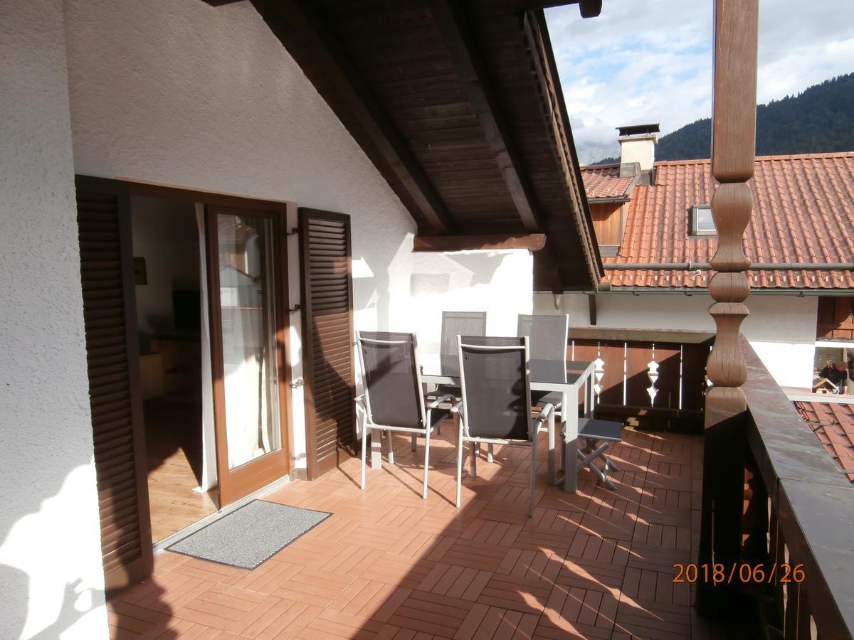Ferienwohnung Anna Garmisch-Partenkirchen Bagian luar foto