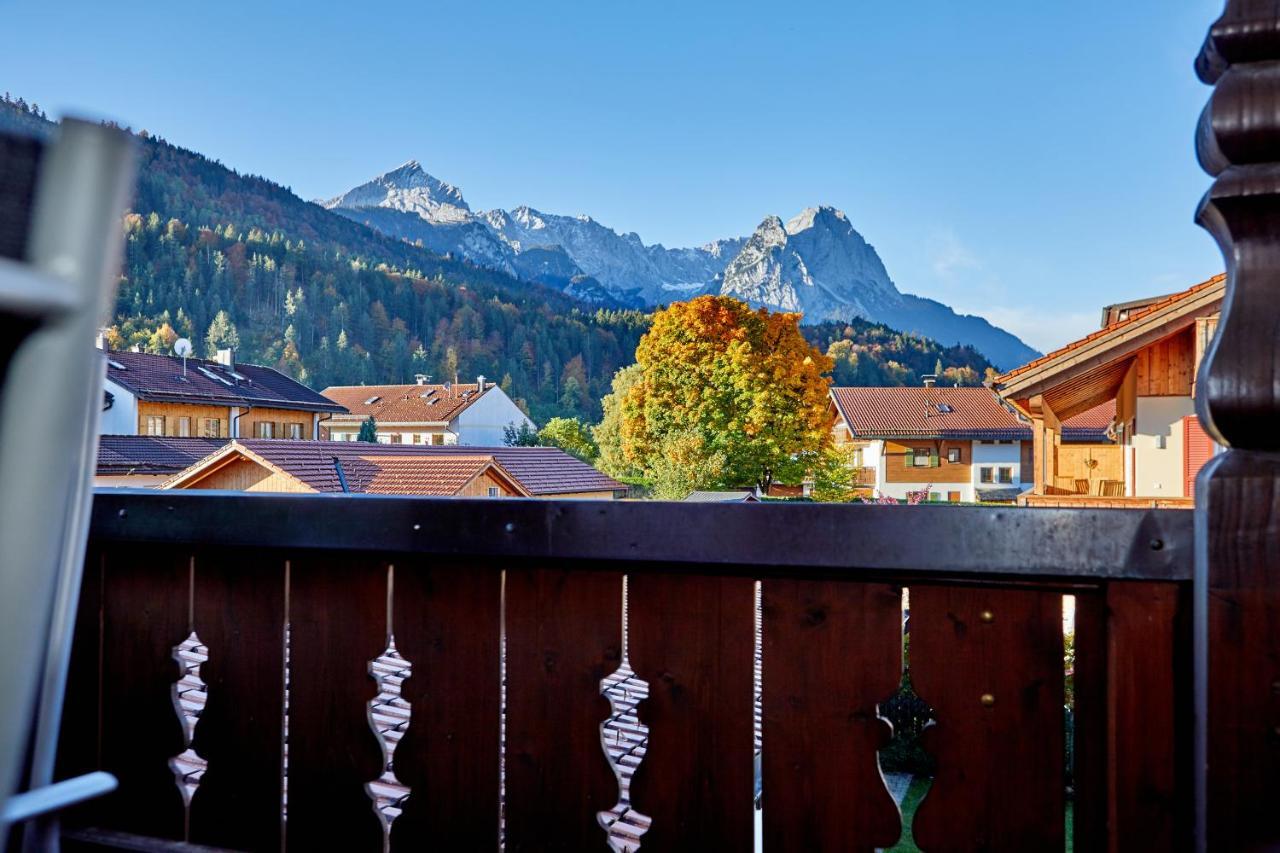 Ferienwohnung Anna Garmisch-Partenkirchen Bagian luar foto