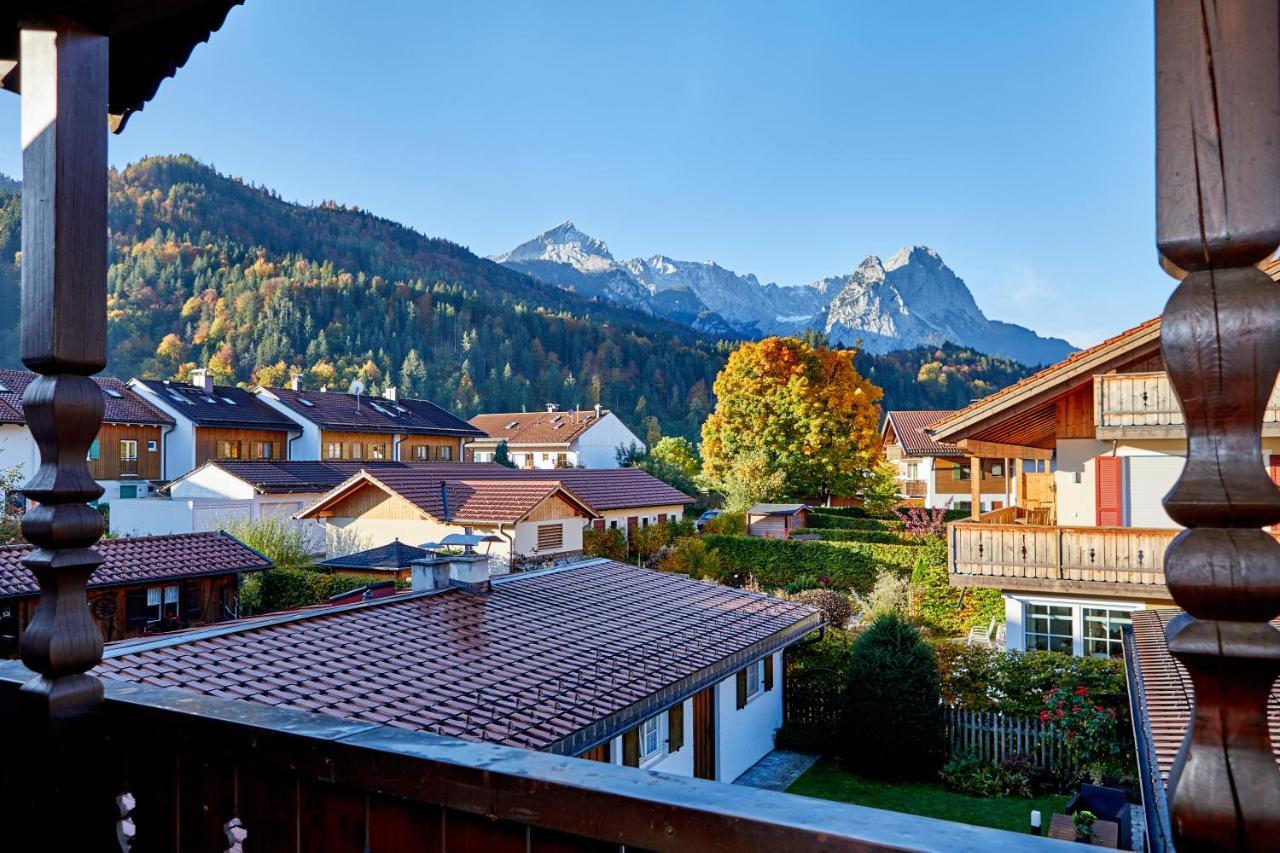 Ferienwohnung Anna Garmisch-Partenkirchen Bagian luar foto